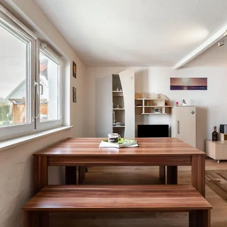 Cosy Flat In With Garden * Niepars