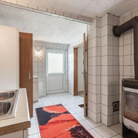 Cosy Flat In With Garden 아파트 Niepars
